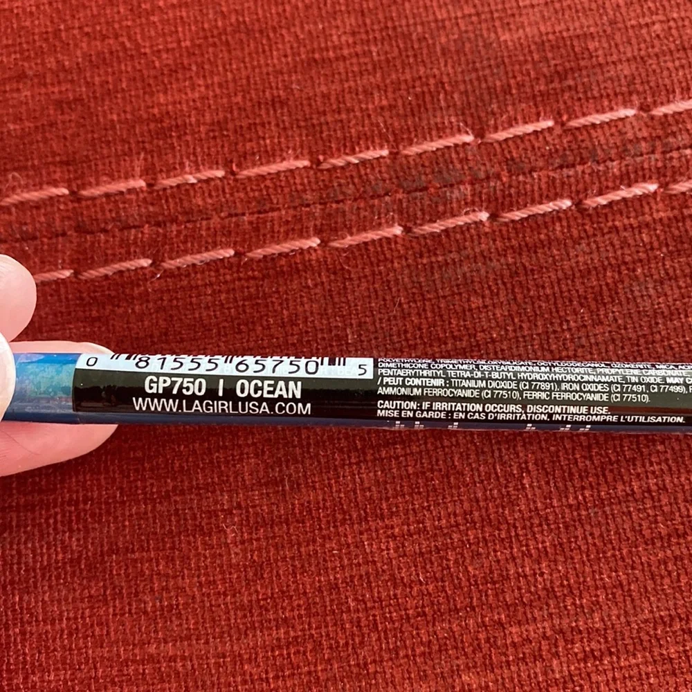 3/$15 🆕LA GIRL: Shockwave Metallic Eye Liner- Ocean